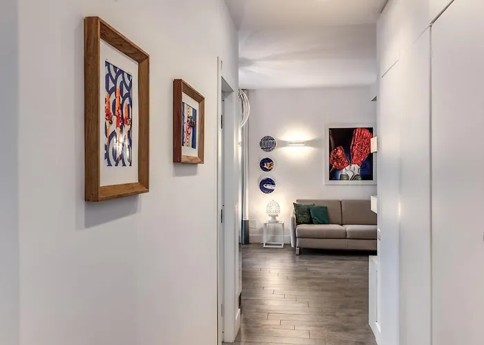 Le Sirene Boutique - Sofia Sorrento